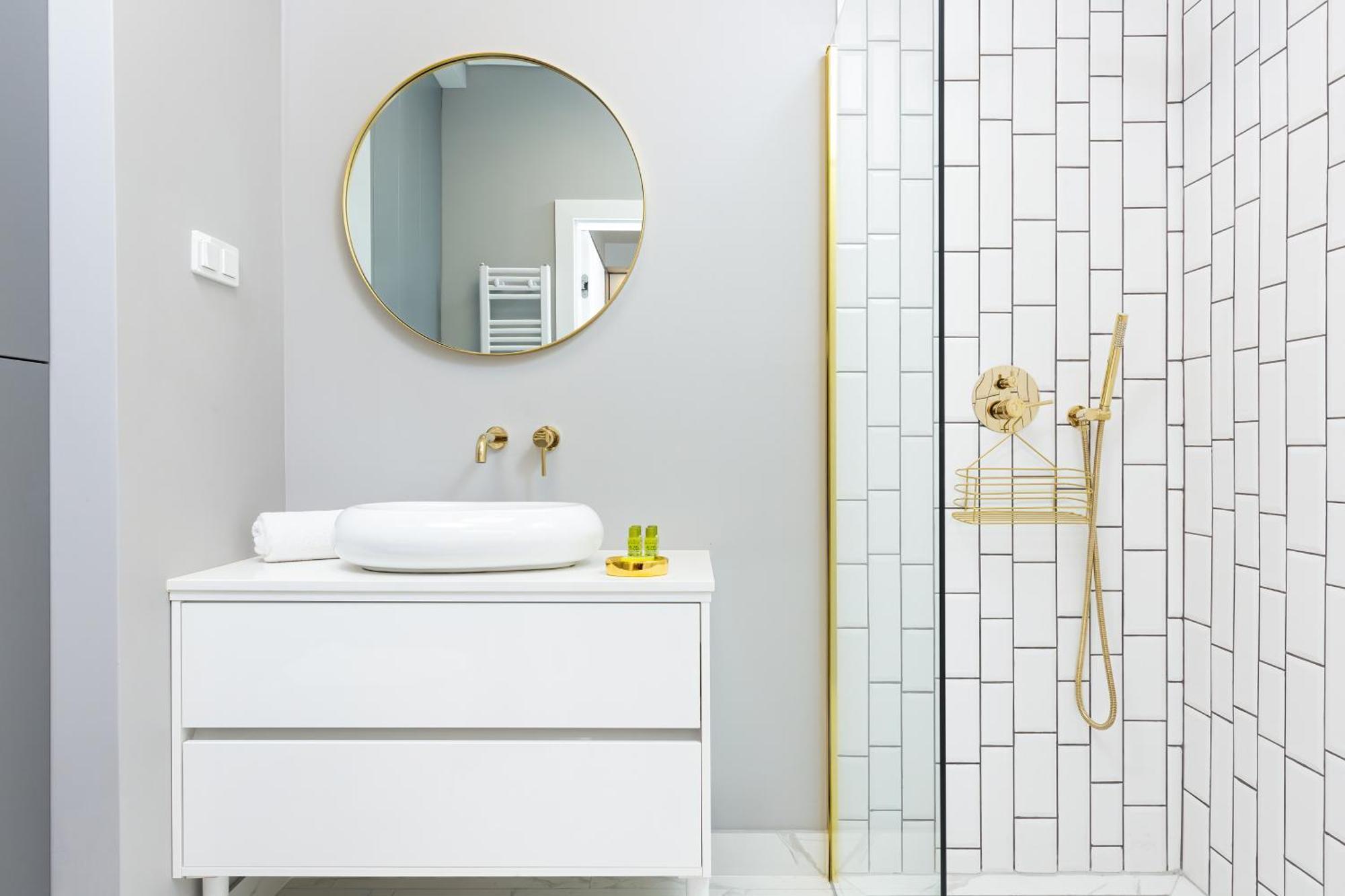 One Bedroom In Center By Renters Prestige Apartment Warschau