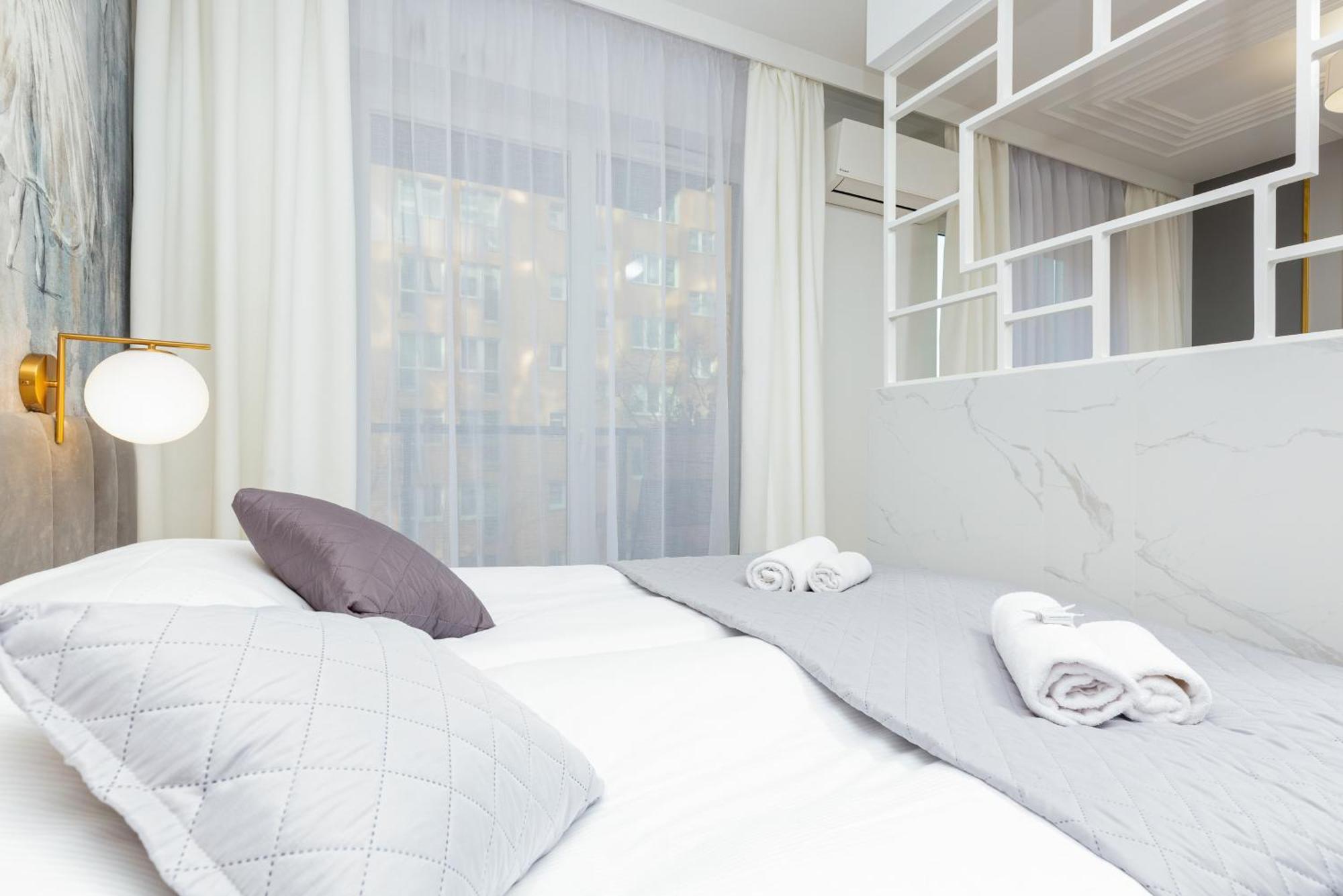 One Bedroom In Center By Renters Prestige * Warsaw