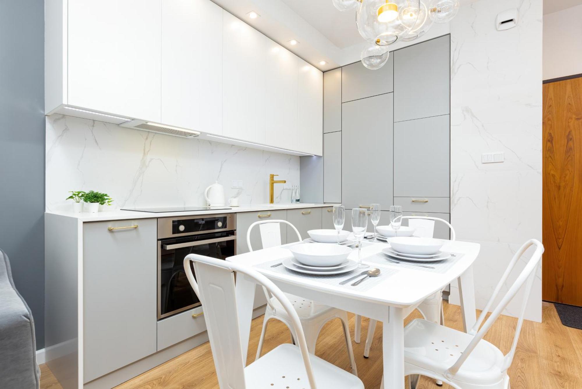 Butas One Bedroom In Center By Renters Prestige