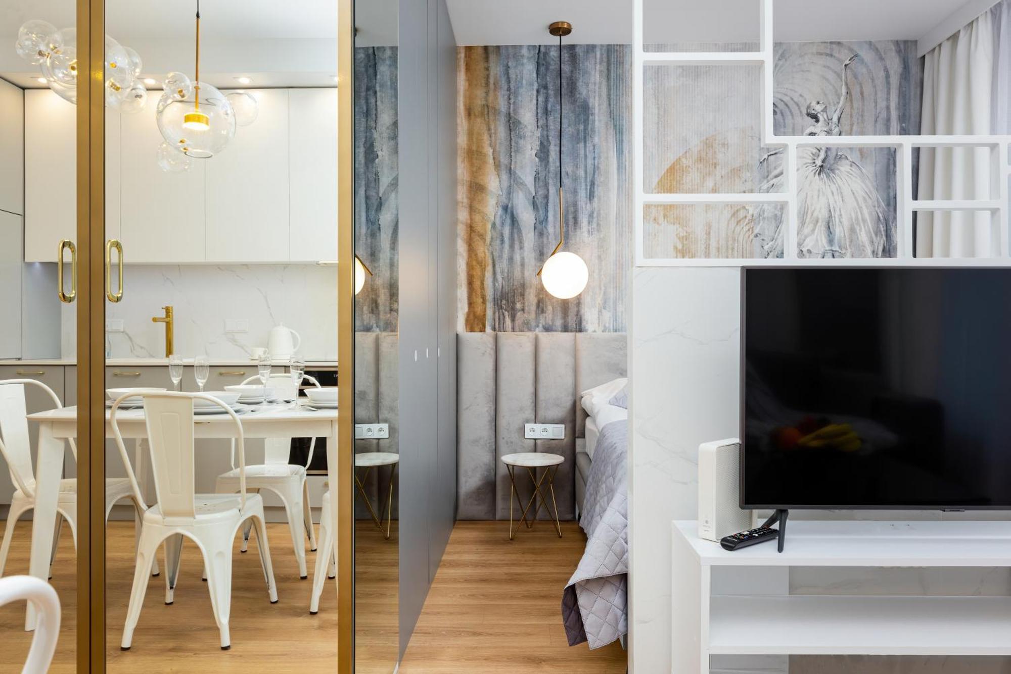 Butas One Bedroom In Center By Renters Prestige *