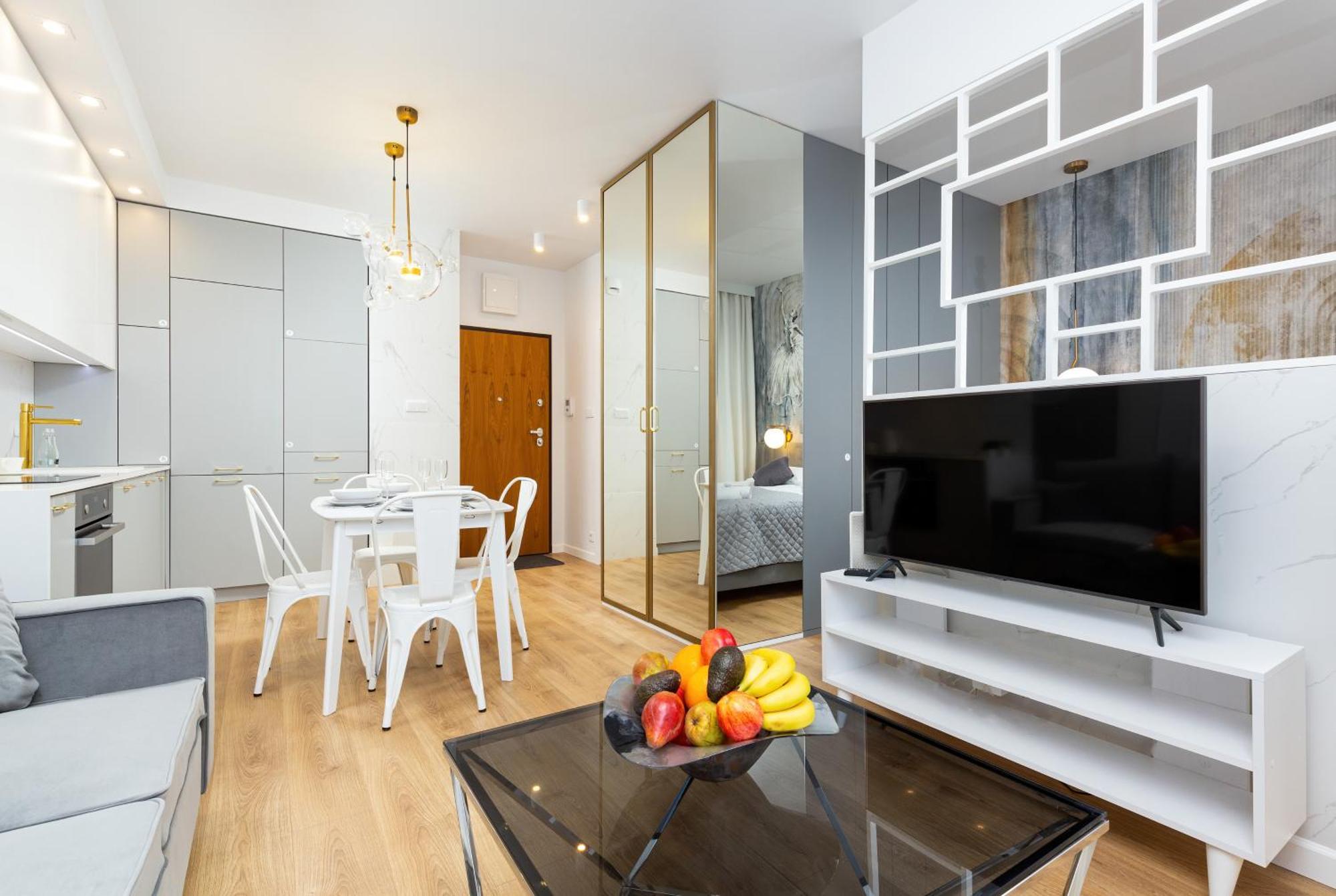 Butas One Bedroom In Center By Renters Prestige *